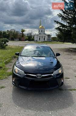 Седан Toyota Camry 2016 в Чугуеве