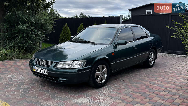 Toyota Camry 1999