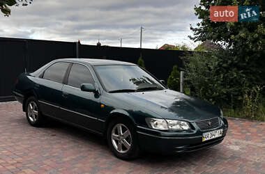 Седан Toyota Camry 1999 в 