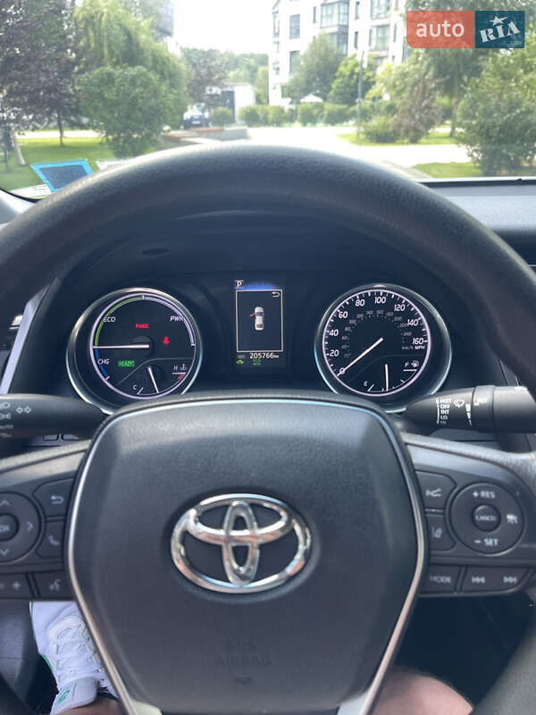 Седан Toyota Camry 2017 в Киеве фото 16 Седан Toyota Camry 2017 в Киеве