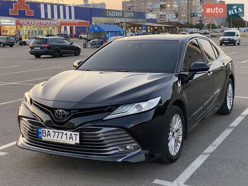 Toyota Camry 2018