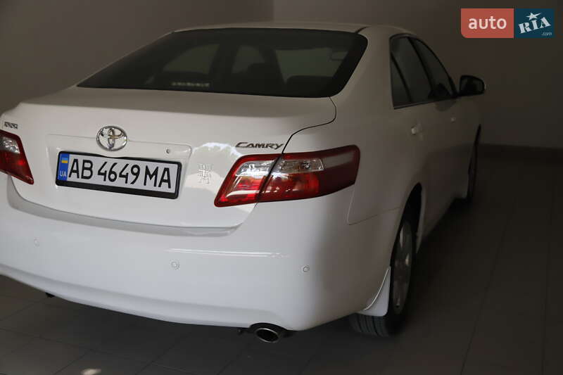 Седан Toyota Camry 2011 в Чечельнике