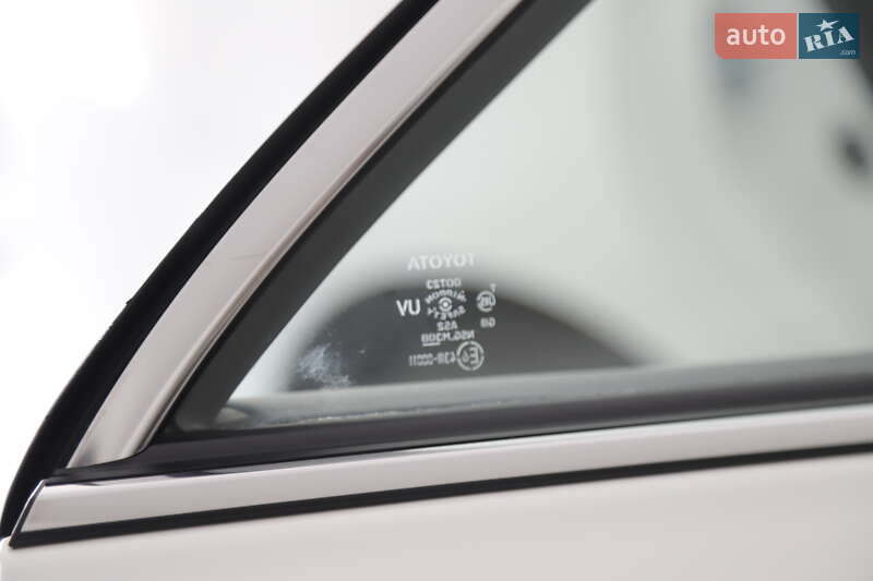 Седан Toyota Camry 2011 в Чечельнике