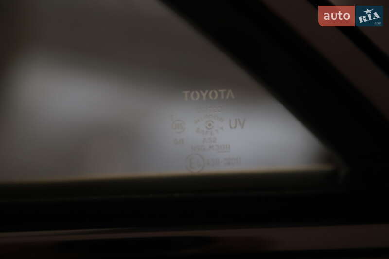 Седан Toyota Camry 2011 в Чечельнике