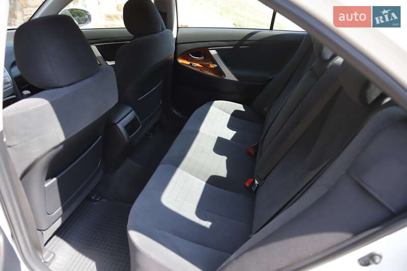 Седан Toyota Camry 2011 в Чечельнике