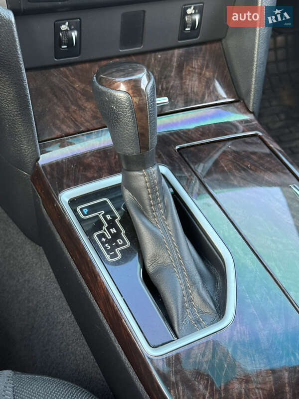 Седан Toyota Camry 2016 в Харкові