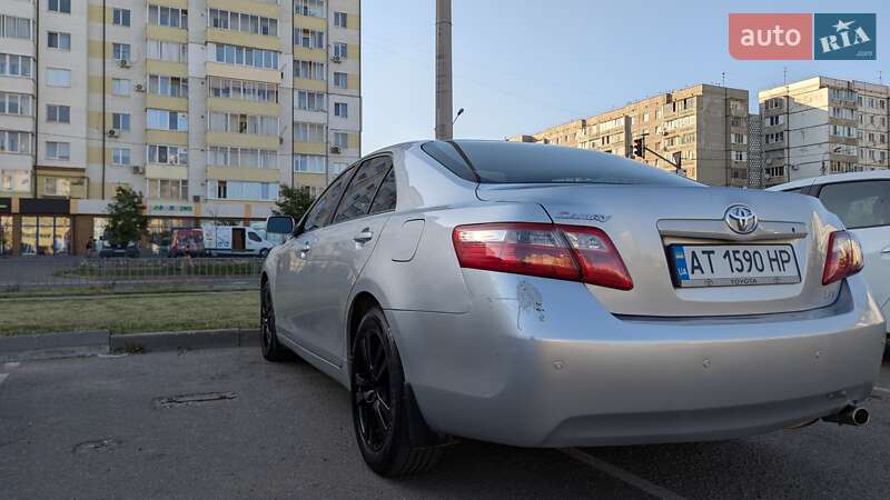Седан Toyota Camry 2007 в Ивано-Франковске
