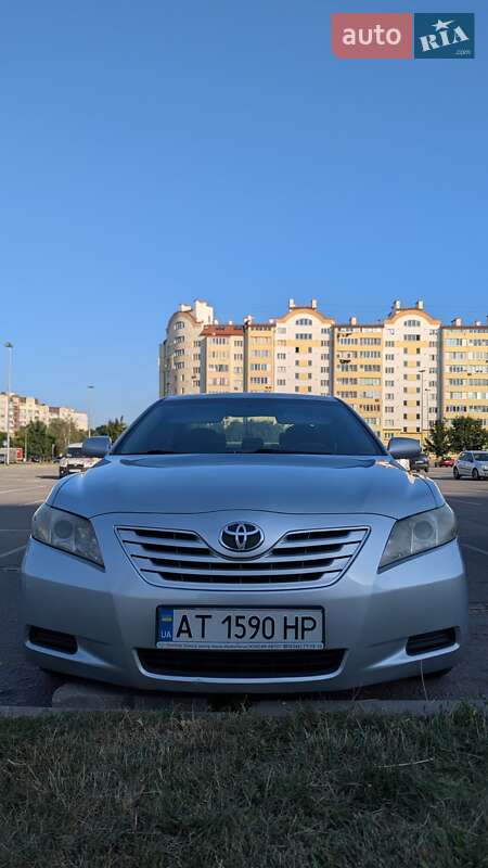 Седан Toyota Camry 2007 в Ивано-Франковске