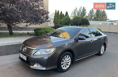 Седан Toyota Camry 2013 в Одесі
