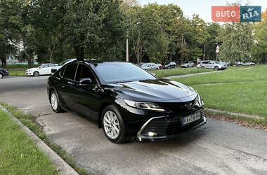 Седан Toyota Camry 2021 в Києві