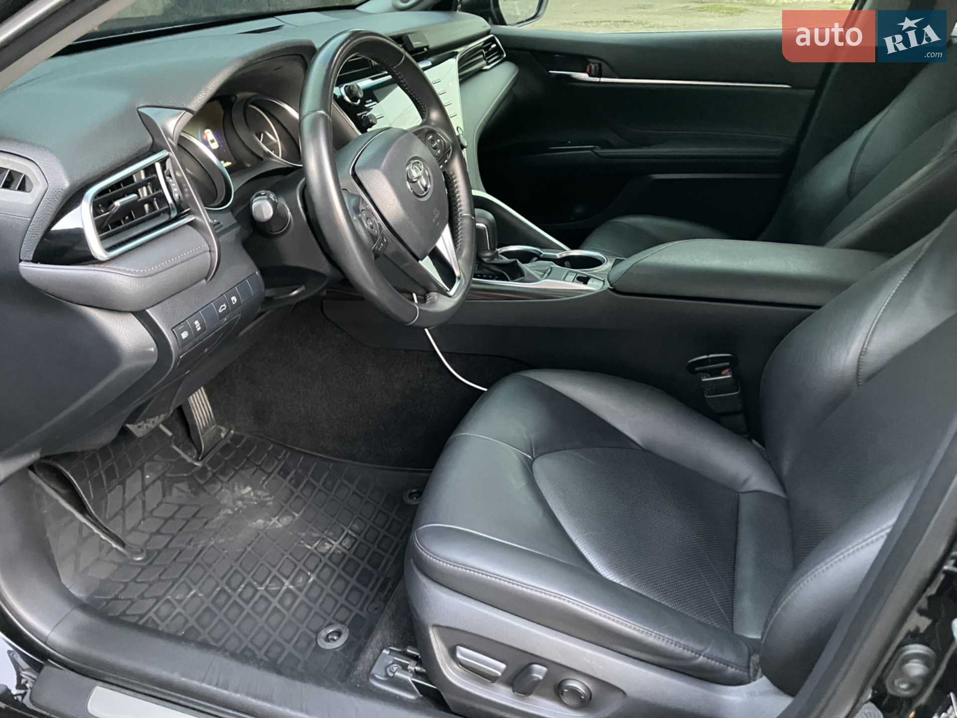 2018 Toyota Camry - мініатюра 9