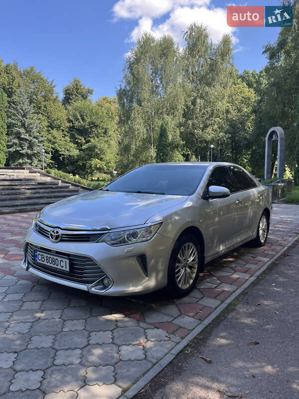 Toyota Camry 2015