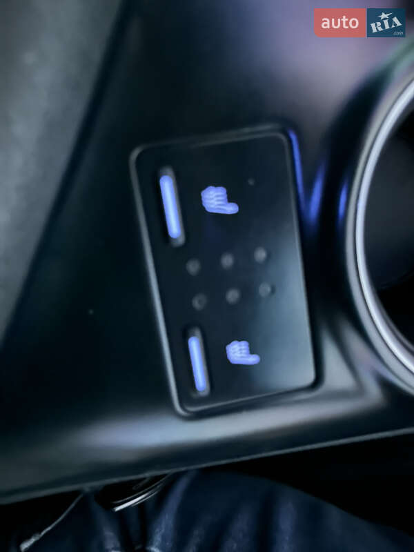 Седан Toyota Camry 2018 в Одесі