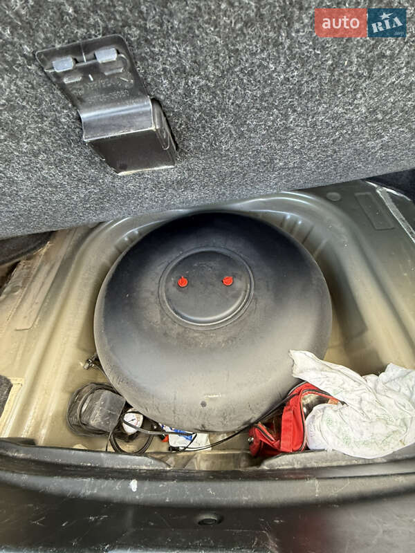 Седан Toyota Camry 2016 в Киеве фото 5 Седан Toyota Camry 2016 в Киеве