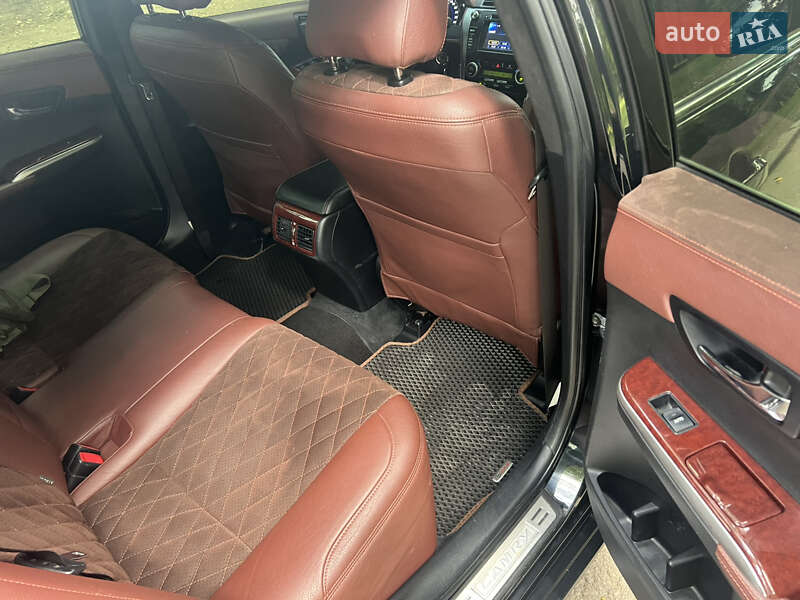 Седан Toyota Camry 2014 в Черновцах