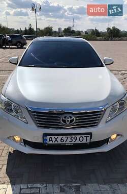 Седан Toyota Camry 2012 в Харькове