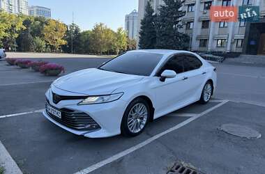 Седан Toyota Camry 2020 в Одессе