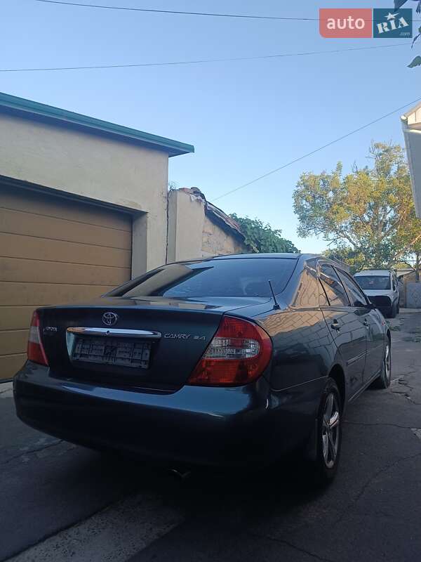Седан Toyota Camry 2002 в Одессе