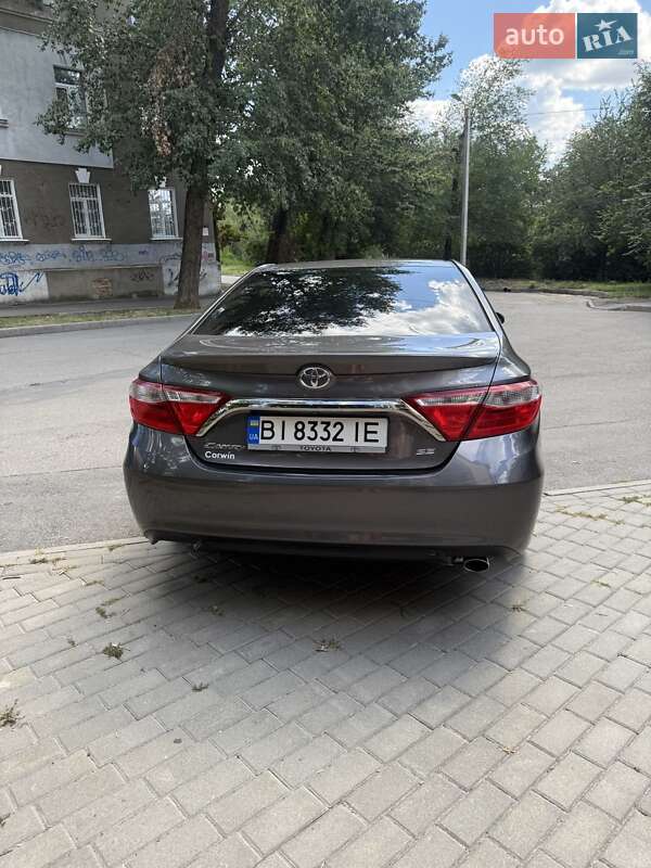 Седан Toyota Camry 2016 в Харькове