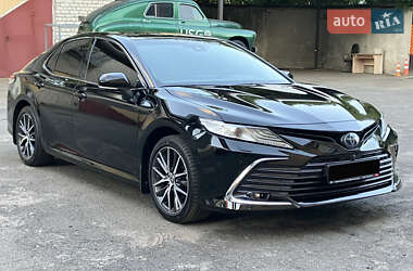 Седан Toyota Camry 2022 в Києві