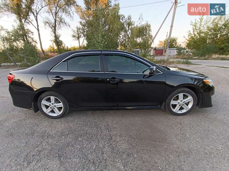 Седан Toyota Camry 2013 в Балаклее фото 9 Седан Toyota Camry 2013 в Балаклее