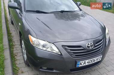 Седан Toyota Camry 2007 в Львові