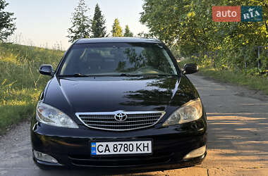 Седан Toyota Camry 2003 в Умани