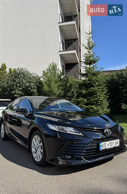 Седан Toyota Camry 2023 в Черкассах