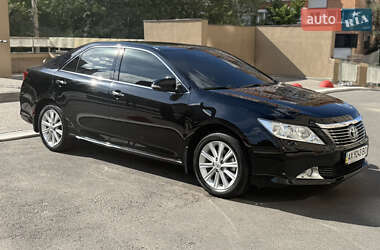 Седан Toyota Camry 2012 в Харькове