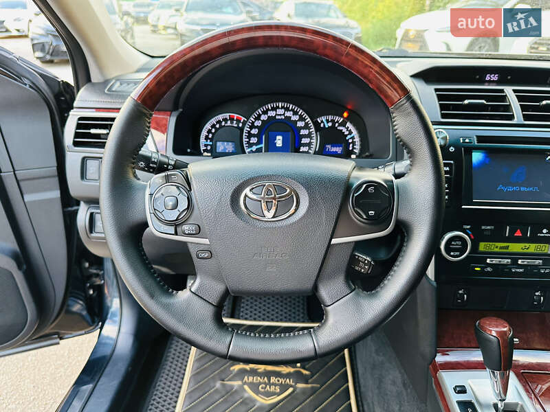 Седан Toyota Camry 2012 в Харькове фото 28 Седан Toyota Camry 2012 в Харькове