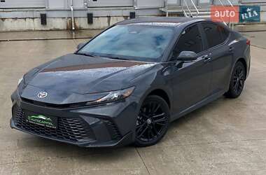 Седан Toyota Camry 2024 в Киеве