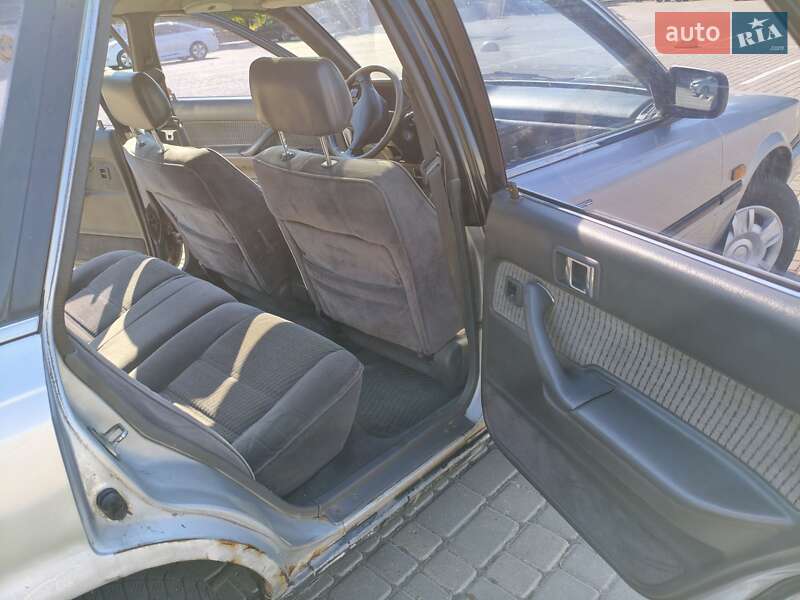 Универсал Toyota Camry 1989 в Одессе