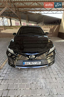 Седан Toyota Camry 2021 в Одессе