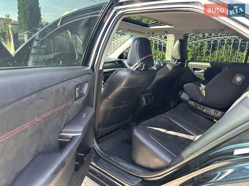 Седан Toyota Camry 2015 в Львове