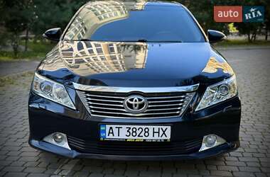 Toyota Camry 2013