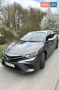 Седан Toyota Camry 2019 в Тернополі