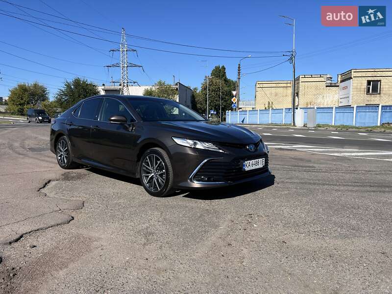 Toyota Camry 2022