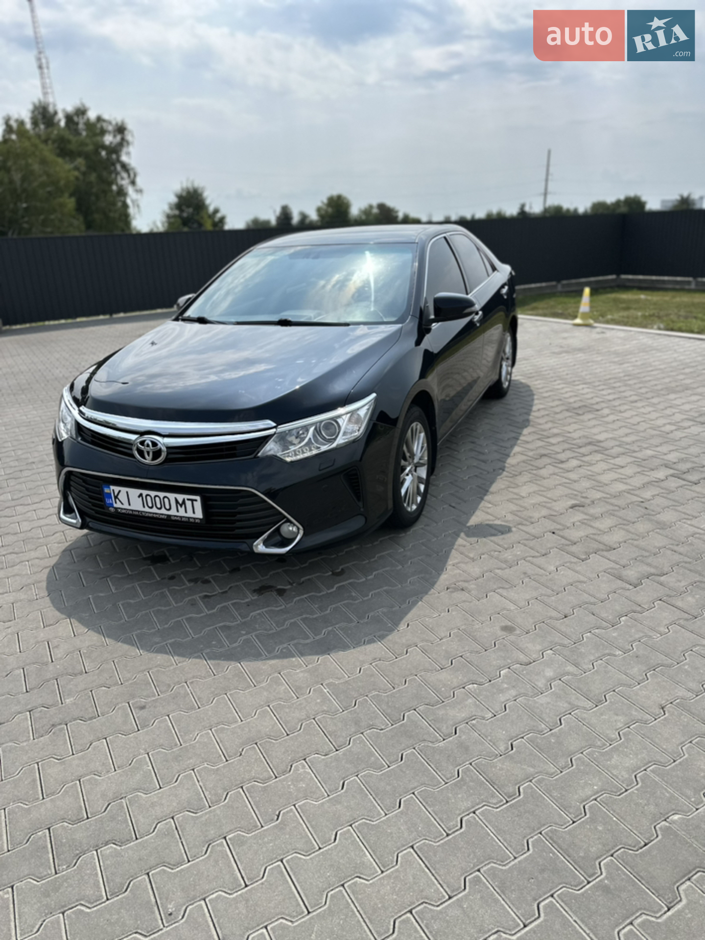 2016 Toyota Camry - фото 1