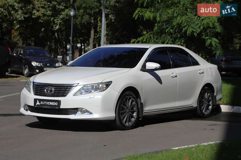 Toyota Camry 2012