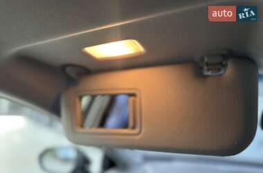 Седан Toyota Camry 2019 в 