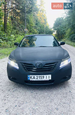 Седан Toyota Camry 2007 в Києві