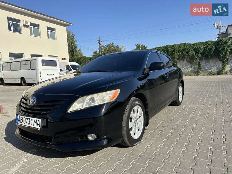 Седан Toyota Camry 2006 в Дніпрі