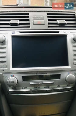 Седан Toyota Camry 2006 в 
