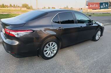Седан Toyota Camry 2019 в Львові