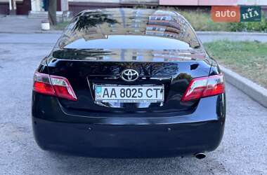 Седан Toyota Camry 2007 в 
