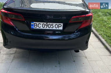 Седан Toyota Camry 2013 в  фото 2 Седан Toyota Camry 2013 в