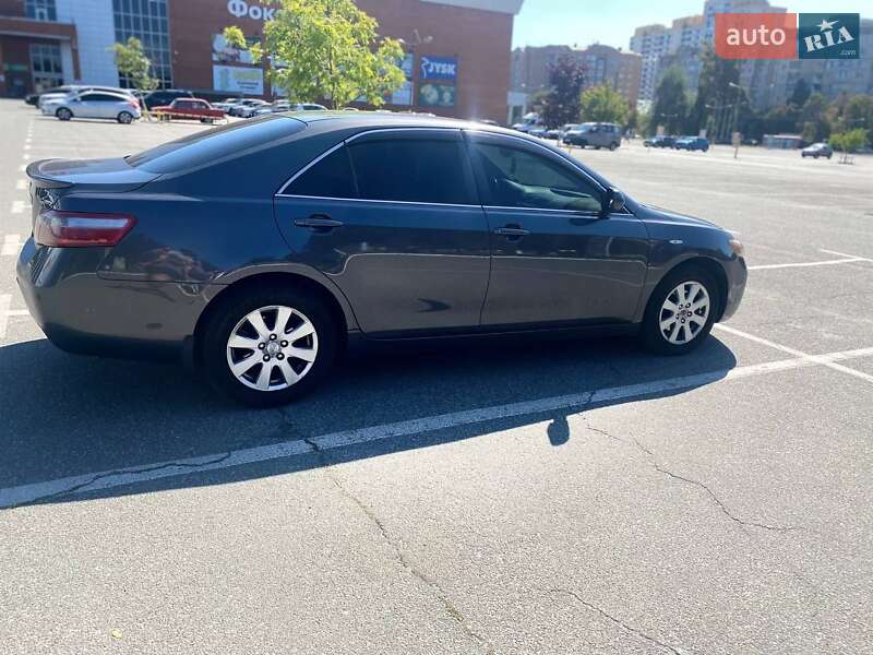 Седан Toyota Camry 2008 в Броварах