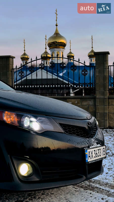 Седан Toyota Camry 2012 в Змиеве фото 20 Седан Toyota Camry 2012 в Змиеве