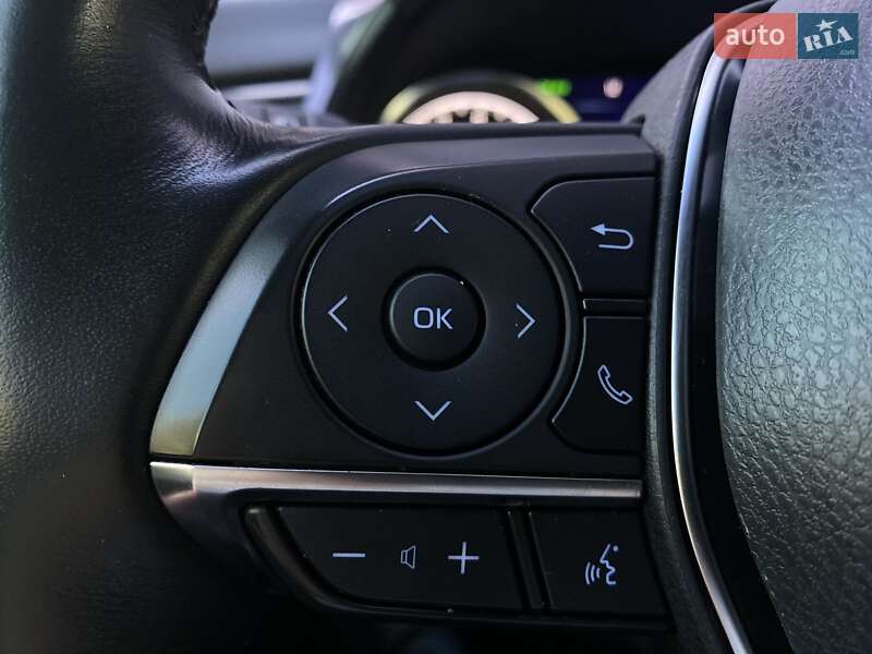 Седан Toyota Camry 2021 в Одессе