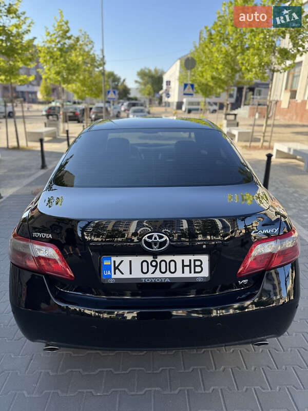 Седан Toyota Camry 2008 в Білій Церкві